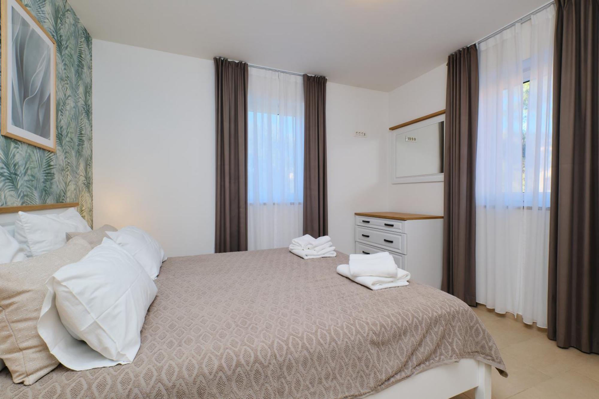 Apartments Divna Mali Losinj Ngoại thất bức ảnh