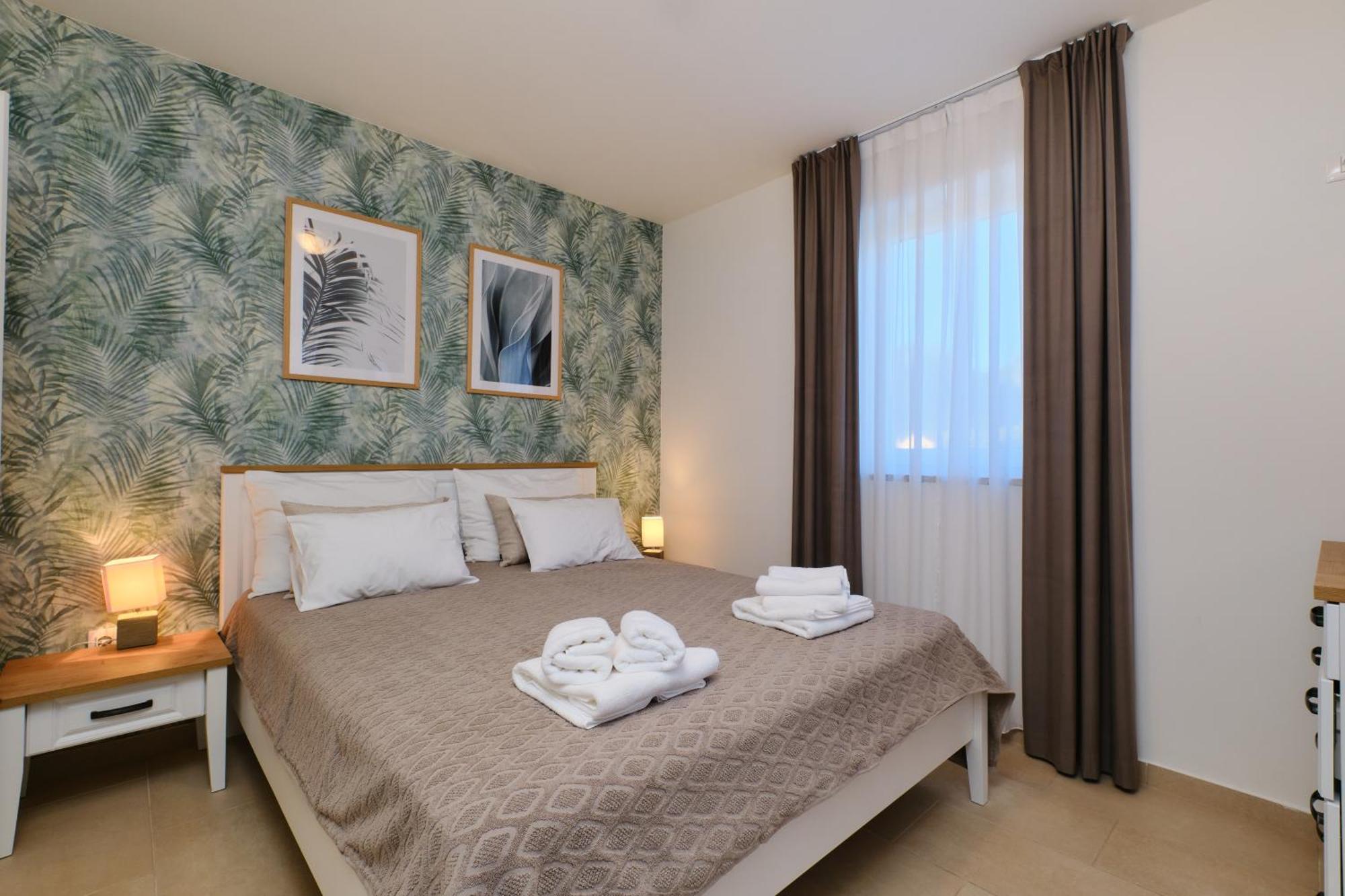 Apartments Divna Mali Losinj Ngoại thất bức ảnh