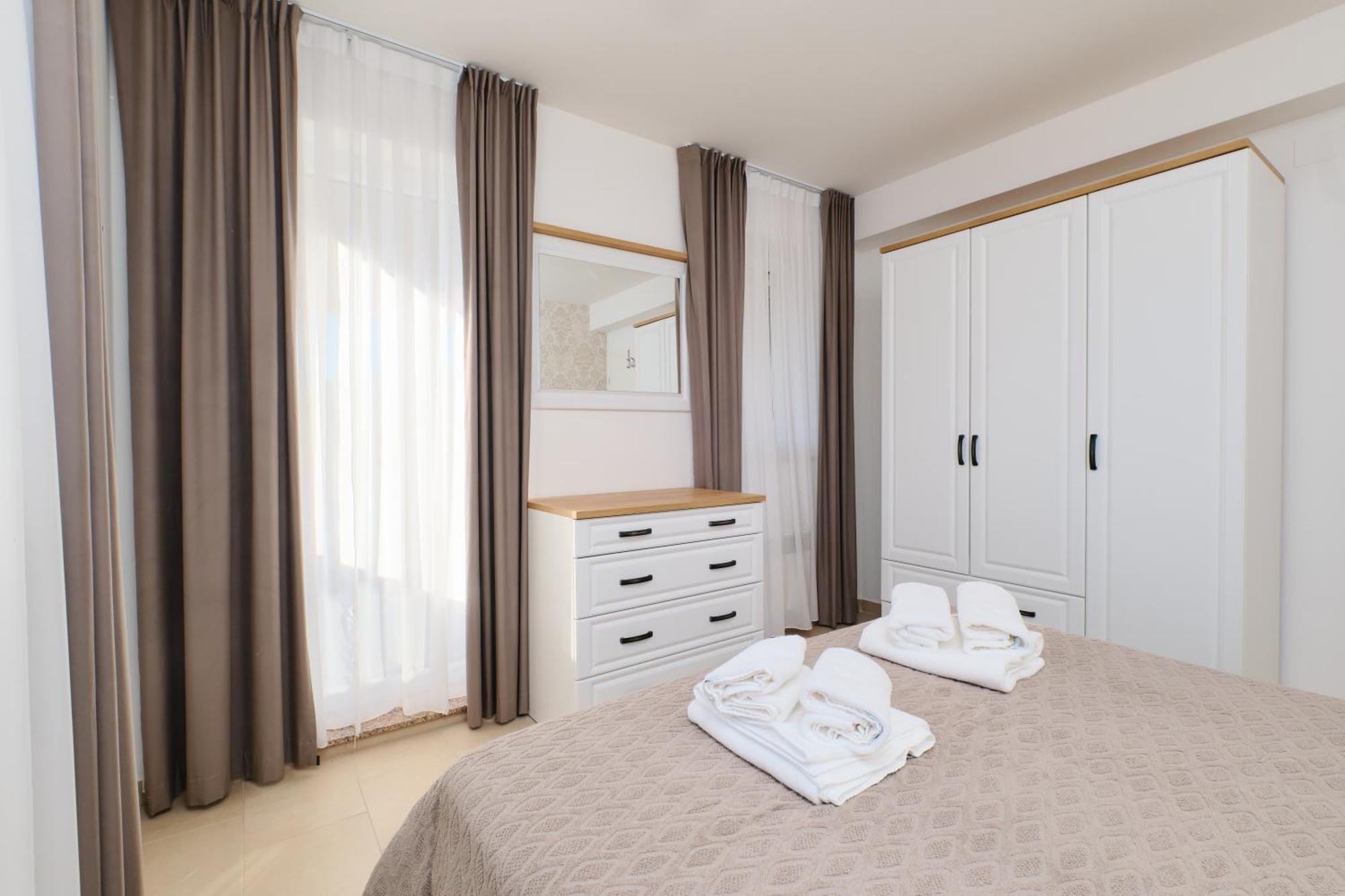 Apartments Divna Mali Losinj Ngoại thất bức ảnh